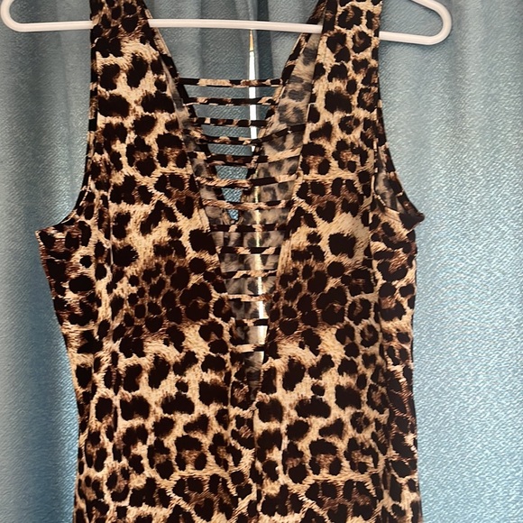 Lilian by Forever 21 Fitted, Strappy Cheetah Midi Dress - Picture 4 of 5